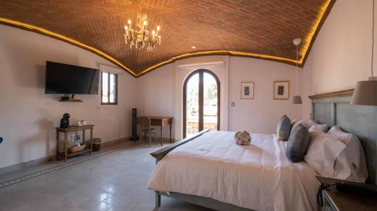 Villa Toscana Valquirico Lofts & Suites Hotel Boutique Santeagueda エクステリア 写真