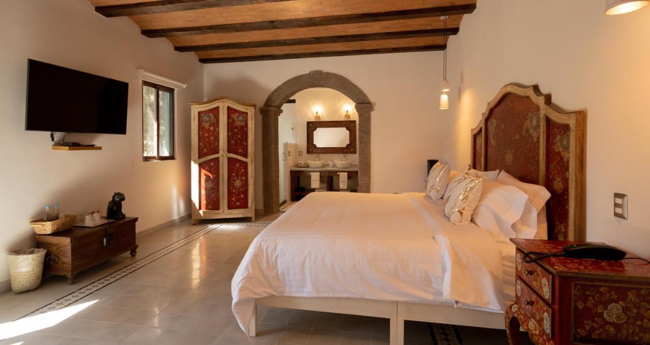 Villa Toscana Valquirico Lofts & Suites Hotel Boutique Santeagueda エクステリア 写真
